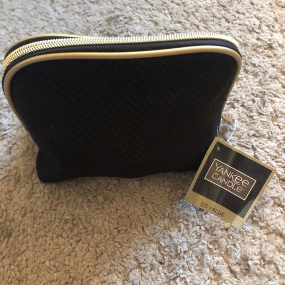 Yankee Candle Black Clutch